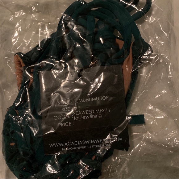 NEVER WORN Acacia Swim Humuhumu Top (with tags) - Picture 6 of 8